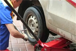 四海附近拖车24小时服务热线电话